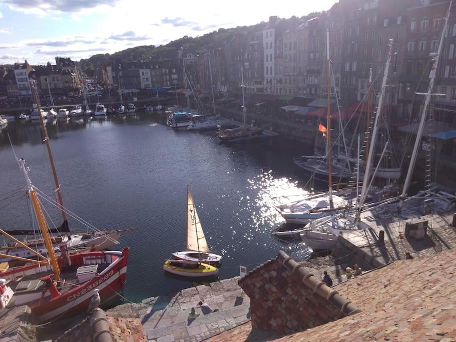 Cote Lavoir A Honfleur, Parking Prive, Ascenseur Exterior foto